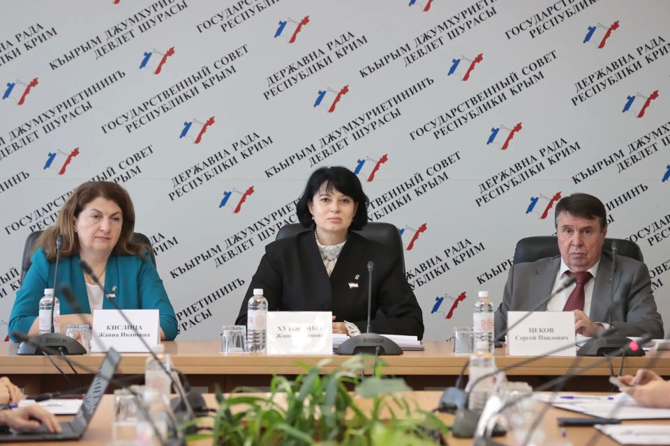 На заседании Комитета ГС РК по социальной политике под председательством Жанны Хуторенко депутаты рассмотрели законопроекты, направленные на усиление мер поддержки семей и совершенствование системы трудоустройства граждан с...