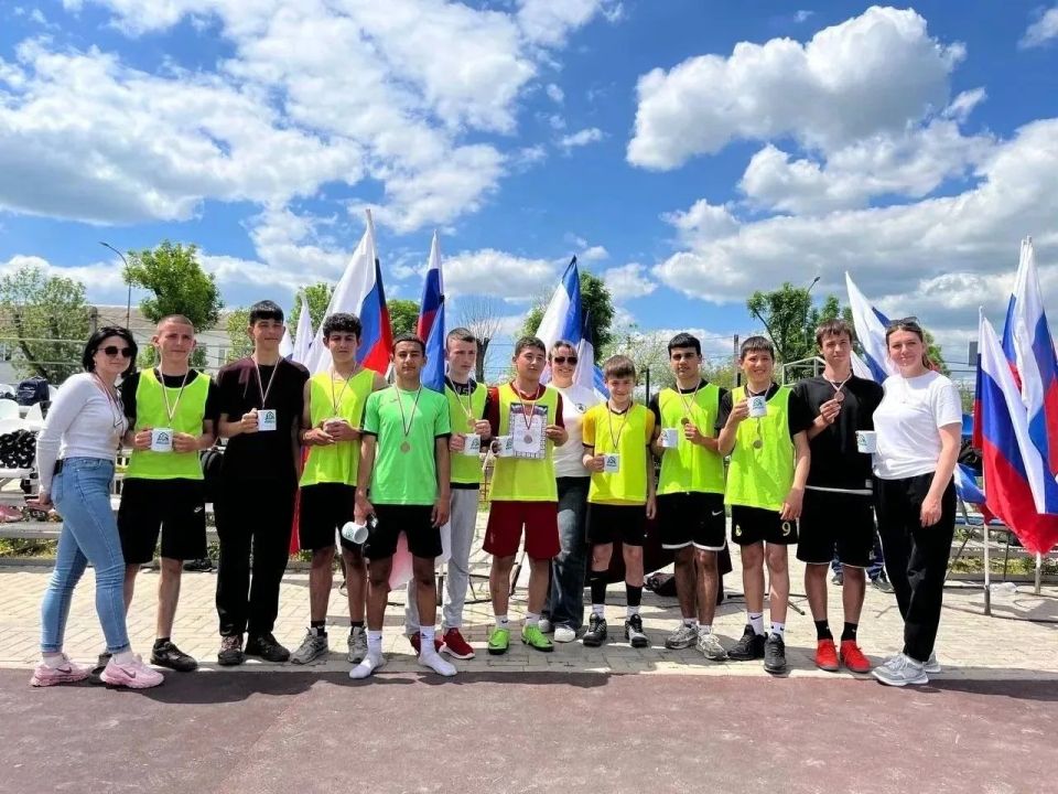 Районные соревнования по футболу 8х8: Триумф школьных команд в Советском районе Районные соревнования по футболу 8х8: Триумф школьных команд в Советском районе