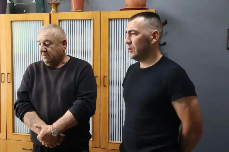 Глава администрации Джанкойского района Инна Федоренко провела выездной приём граждан по личным вопросам в селе Табачное Глава администрации Джанкойского района Инна Федоренко провела выездной приём граждан по личным вопросам в селе Табачное