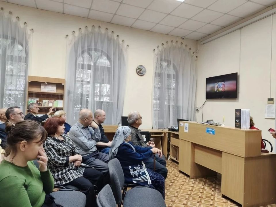 В Крымскотатарской библиотеке им. Гаспринского прошло мероприятие «Панорама памяти» ко Дню памяти жертв депортации В Крымскотатарской библиотеке им. Гаспринского прошло мероприятие «Панорама памяти» ко Дню памяти жертв депортации