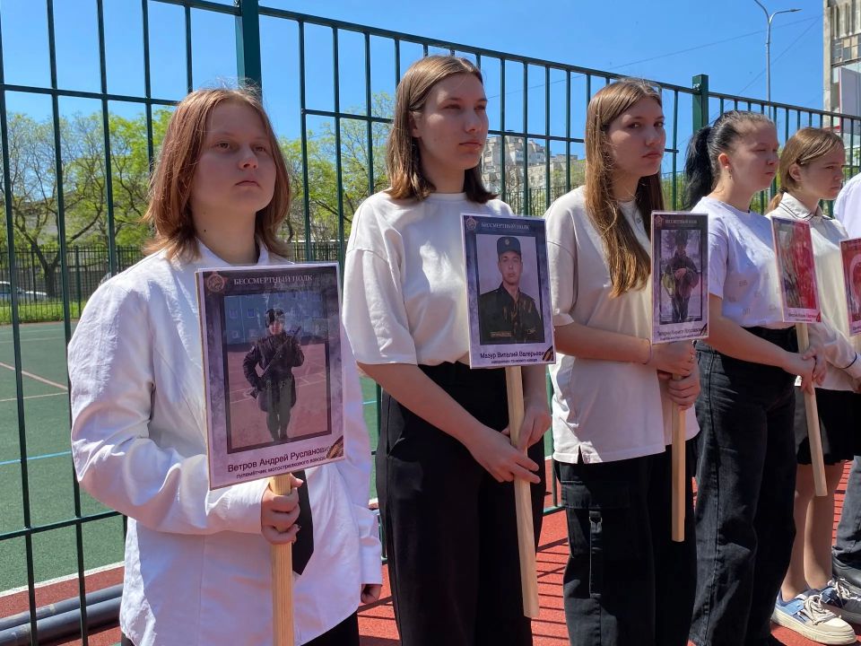 Эстафета поколений: студенты Евпатории приняли участие в «Забеге Памяти» Эстафета поколений: студенты Евпатории приняли участие в «Забеге Памяти»