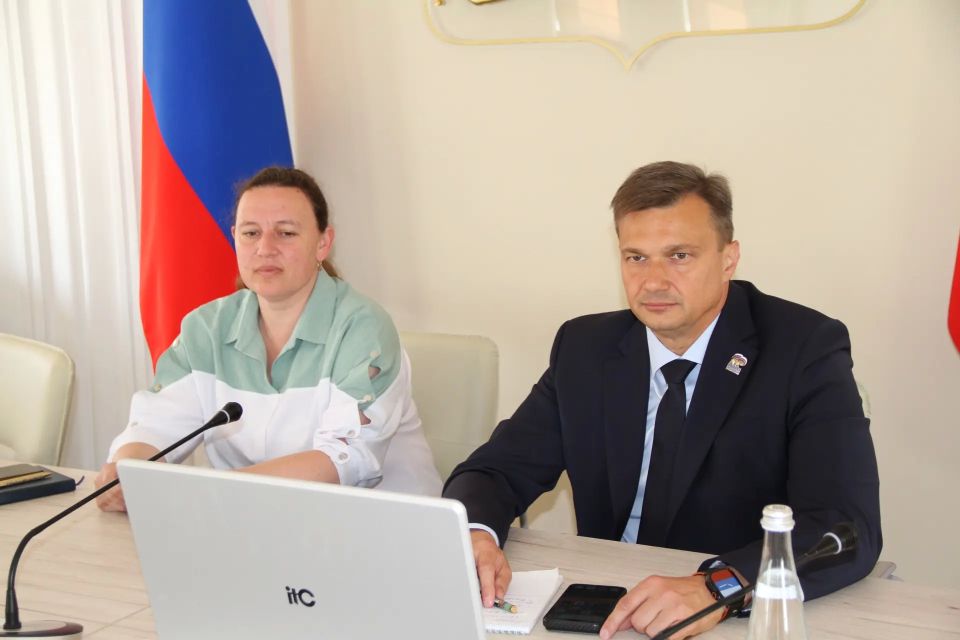 Константин Шимановский: В режиме ВКС состоялось очередное Общее собрание членов Ассоциации курортных и туристических городов! Рассмотрели три вопроса: