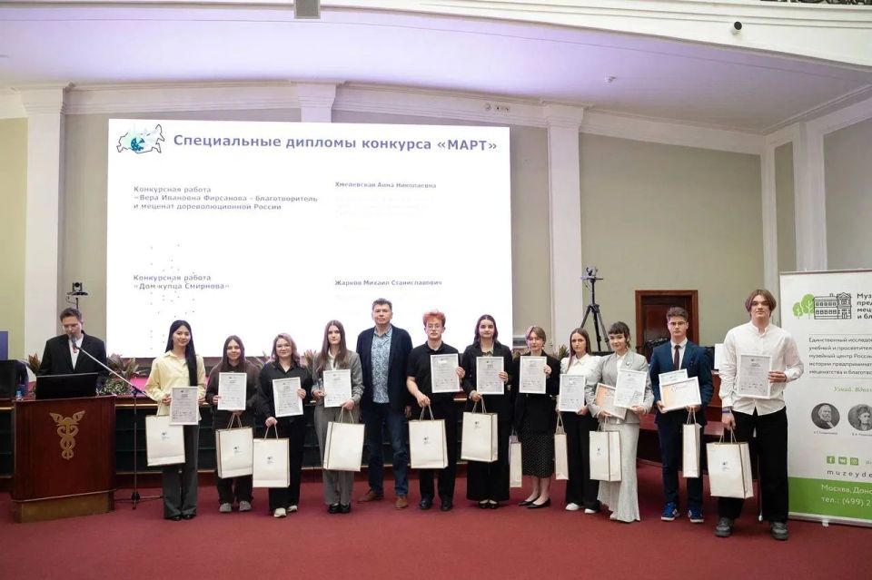 Студентка Романовского колледжа индустрии гостеприимства Светлана Акулова заняла 1-е место на Всероссийском конкурсе! Студентка Романовского колледжа индустрии гостеприимства Светлана Акулова заняла 1-е место на Всероссийском конкурсе!