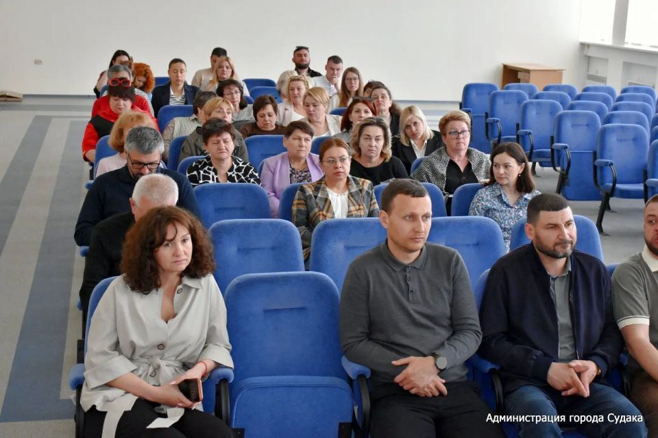 В администрации города Судака прошли публичные слушания по вопросу "Об исполнении бюджета муниципального образования городской округ Судак Республики Крым за 2025 год" В администрации города Судака прошли публичные слушания по вопросу "Об исполнении бюджета муниципального образования городской округ Судак Республики Крым за 2025 год"