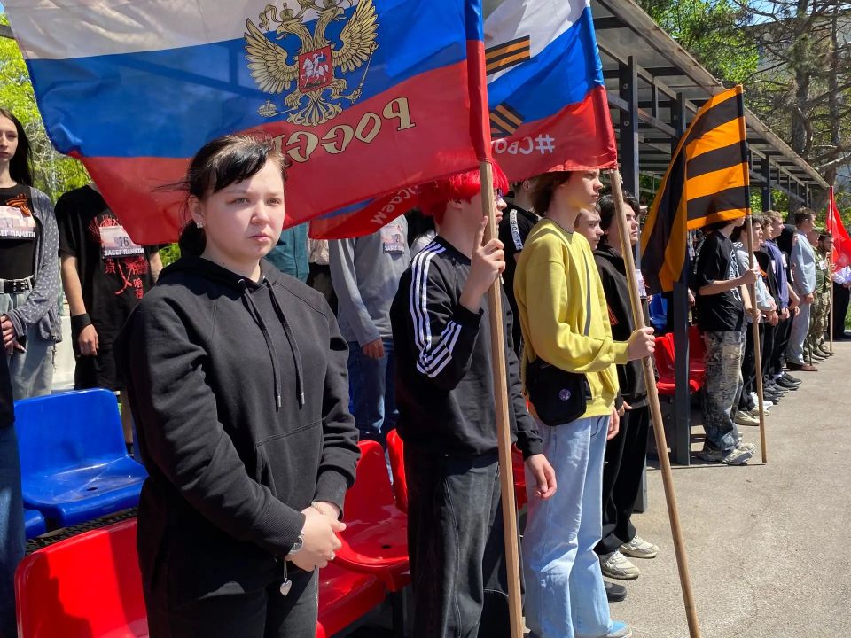 Эстафета поколений: студенты Евпатории приняли участие в «Забеге Памяти» Эстафета поколений: студенты Евпатории приняли участие в «Забеге Памяти»