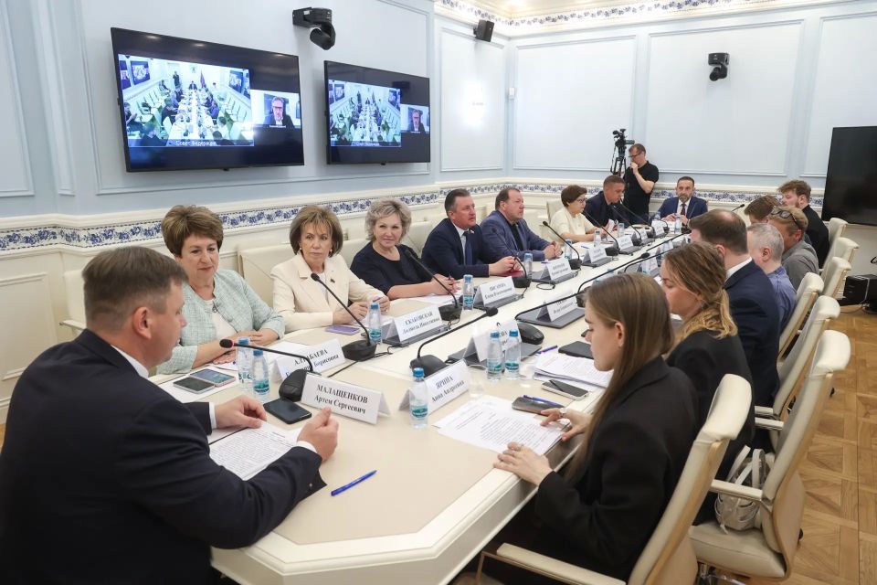 Екатерина Алтабаева: Вчера в Совете Федерации приняла участие в совещании, посвященном производству художественных фильмов о специальной военной операции и героических подвигах военнослужащих Вооруженных Сил РФ Екатерина Алтабаева: Вчера в Совете Федерации приняла участие в совещании, посвященном производству художественных фильмов о специальной военной операции и героических подвигах военнослужащих Вооруженных Сил РФ
