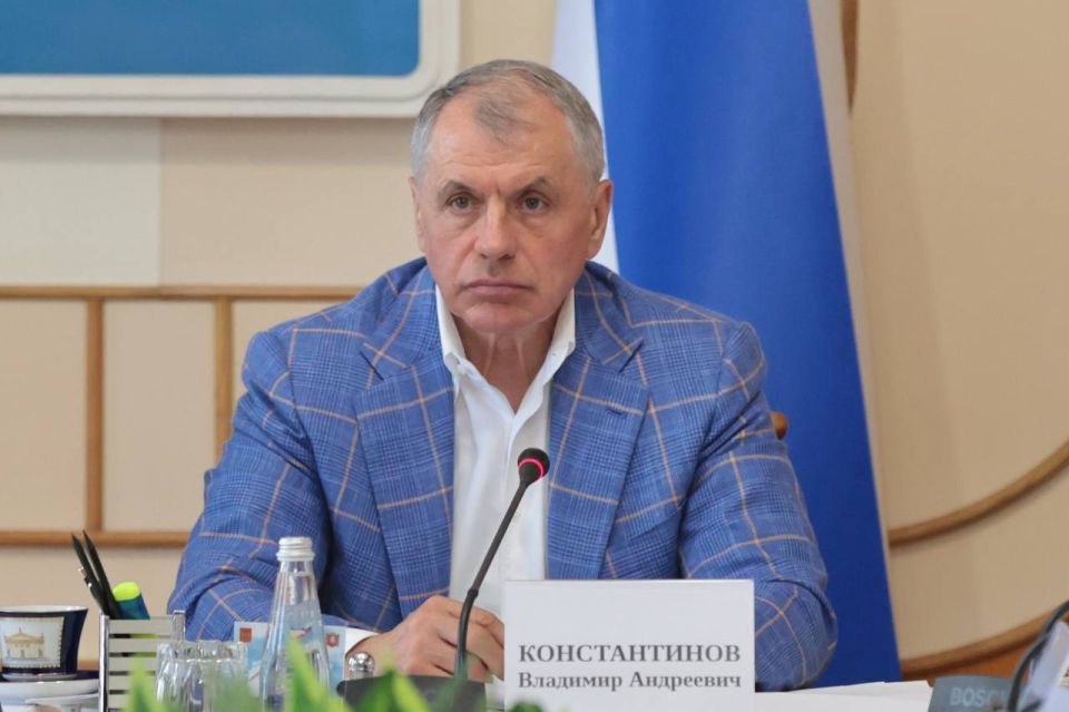 В Госсовете Крыма обсудили итоги социально-экономического развития Республики Крым за 2025 год и текущий период 2026 года В Госсовете Крыма обсудили итоги социально-экономического развития Республики Крым за 2025 год и текущий период 2026 года