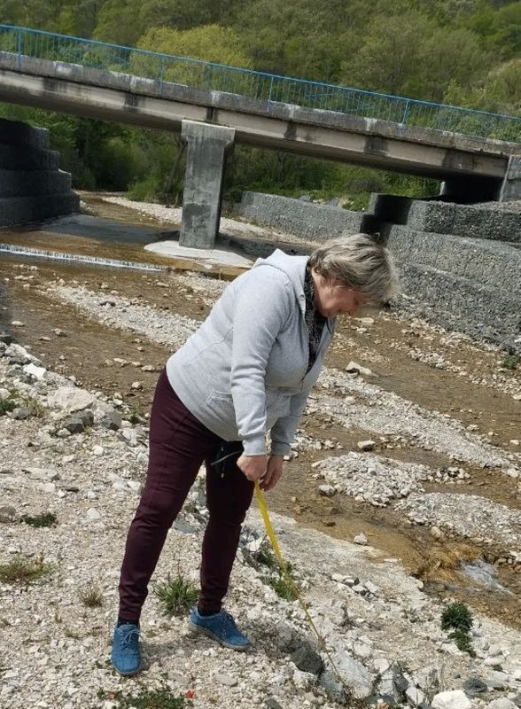 Сотрудники Симферопольской партии ГБУ РК «Крымская ГГМЭ» провели обследование реки Тонас в селе Красноселовка, Белогорского района