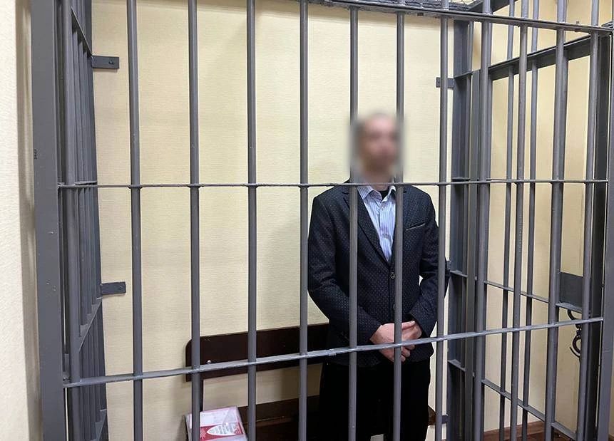 Жителя Джанкойского района признали виновным в государственной измене и приговорили к 17 годам колонии строгого режима
