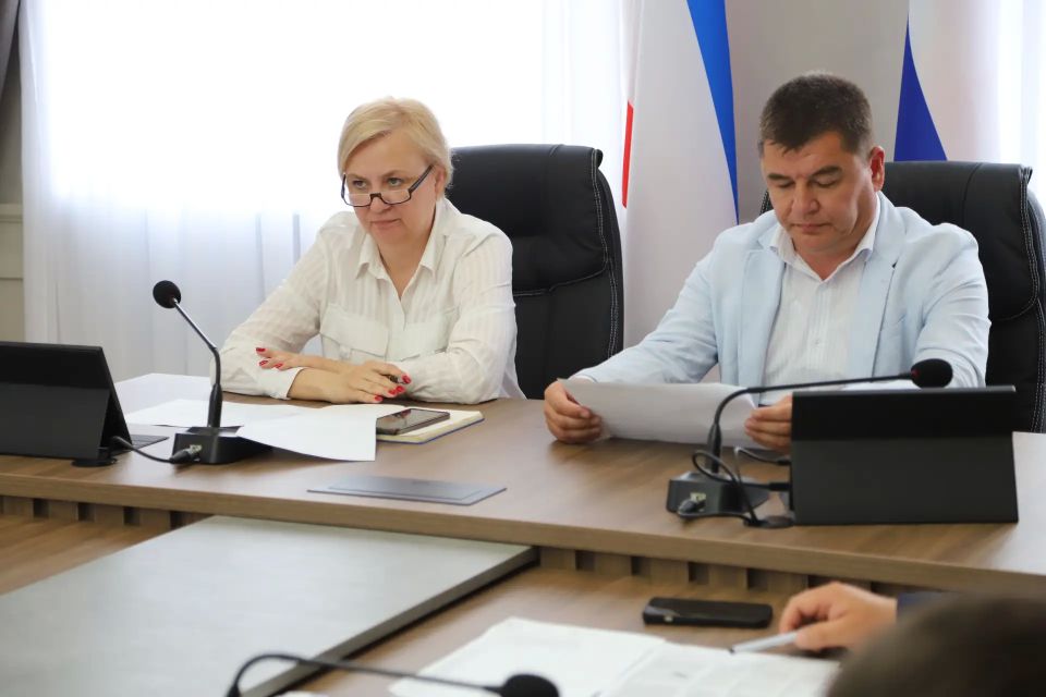 Мониторинг соблюдения трудового законодательства проведён рабочей группой в Бахчисарае Мониторинг соблюдения трудового законодательства проведён рабочей группой в Бахчисарае