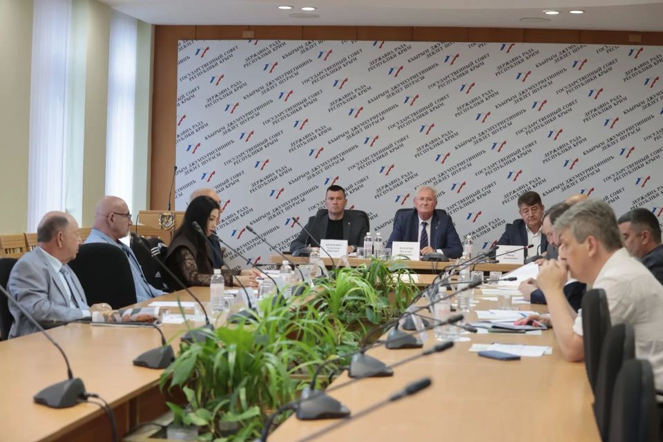 На заседании Комитета ГС РК по аграрной политике и развитию сельских территорий под председательством Василия Рогатина депутаты ознакомились с ключевыми показателями развития агропромышленного комплекса и рыбного хозяйства... На заседании Комитета ГС РК по аграрной политике и развитию сельских территорий под председательством Василия Рогатина депутаты ознакомились с ключевыми показателями развития агропромышленного комплекса и рыбного хозяйства...