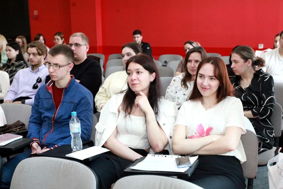 В Симферополе обсудили современные подходы к лечению ревматологических заболеваний и коморбидных состояний В Симферополе обсудили современные подходы к лечению ревматологических заболеваний и коморбидных состояний