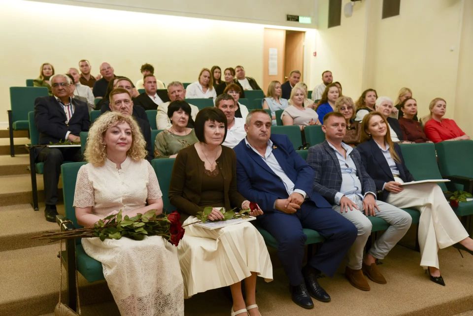 В Евпатории поздравили предпринимателей В Евпатории поздравили предпринимателей
