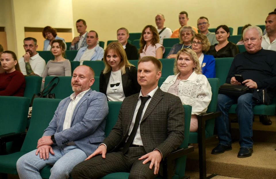 В Евпатории поздравили предпринимателей В Евпатории поздравили предпринимателей