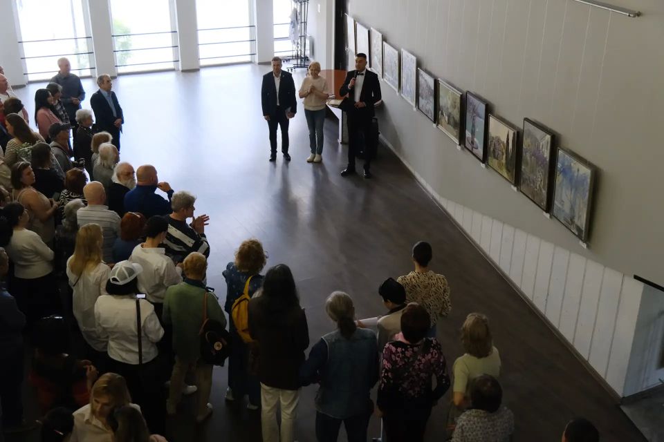 Яркое завершение рабочей недели Яркое завершение рабочей недели
