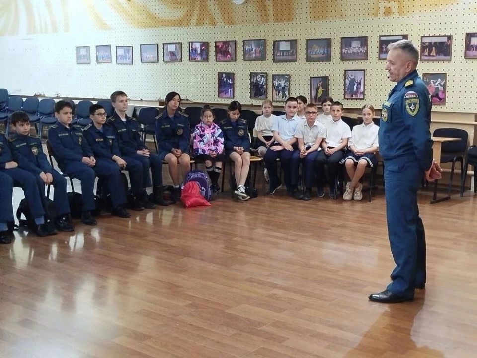 Открытые уроки по безопасности на водных объектах в школах Крыма Открытые уроки по безопасности на водных объектах в школах Крыма