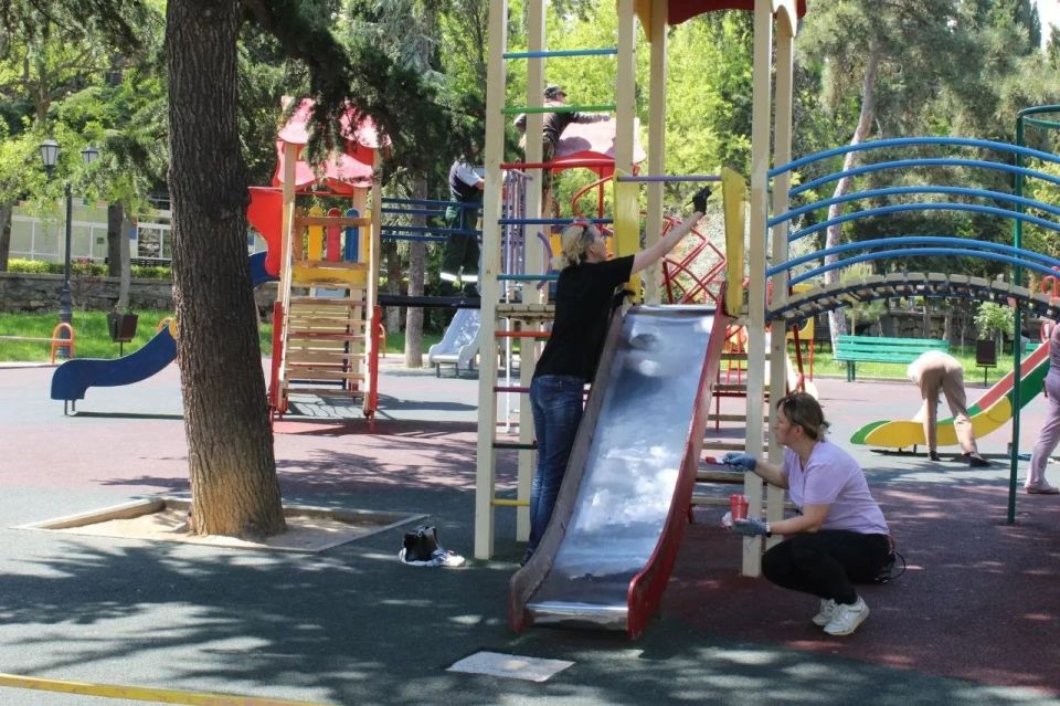 Галина Огнёва: Алушта присоединилась ко Всероссийскому субботнику! Галина Огнёва: Алушта присоединилась ко Всероссийскому субботнику!