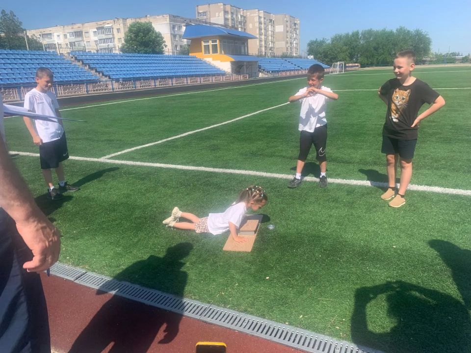 В Красноперекопске прошел Фестиваль Всероссийского физкультурно-спортивного комплекса «Готов к труду и обороне» (ГТО) среди семейных команд В Красноперекопске прошел Фестиваль Всероссийского физкультурно-спортивного комплекса «Готов к труду и обороне» (ГТО) среди семейных команд