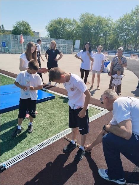 В Красноперекопске прошел Фестиваль Всероссийского физкультурно-спортивного комплекса «Готов к труду и обороне» (ГТО) среди семейных команд В Красноперекопске прошел Фестиваль Всероссийского физкультурно-спортивного комплекса «Готов к труду и обороне» (ГТО) среди семейных команд
