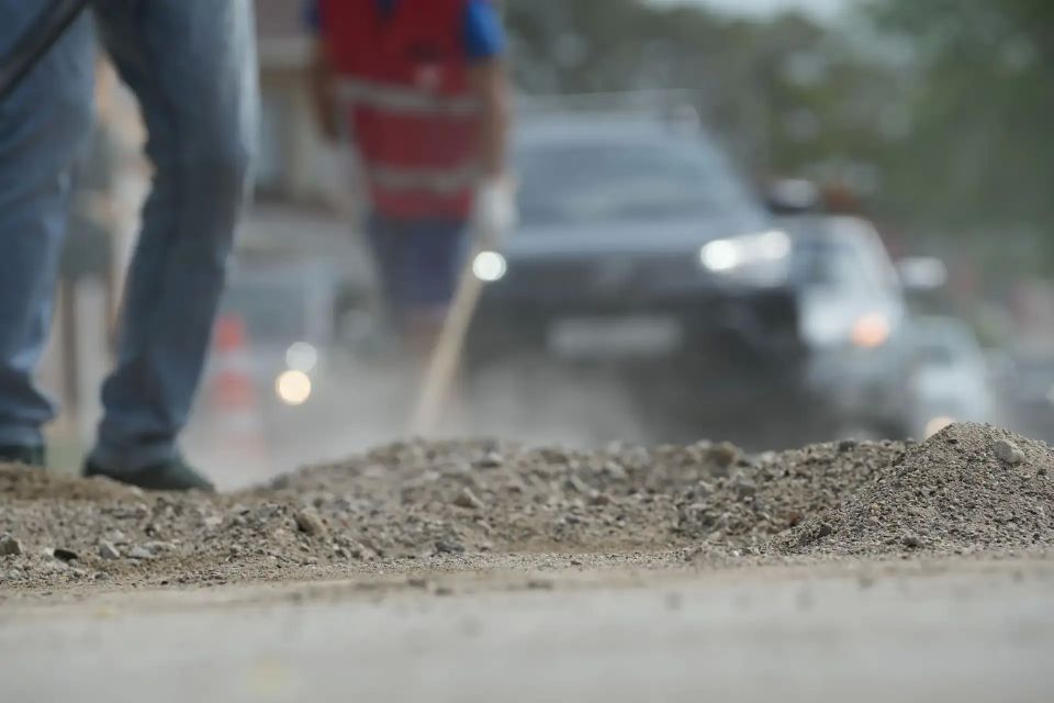 В Керчи ведется работа по устранению последствий сильных ливней, прошедших в городе на выходных В Керчи ведется работа по устранению последствий сильных ливней, прошедших в городе на выходных
