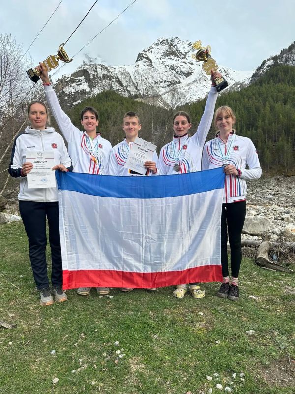 На склонах Приэльбрусья прошли Чемпионат и Первенство России по спортивному туризму на горных дистанциях На склонах Приэльбрусья прошли Чемпионат и Первенство России по спортивному туризму на горных дистанциях