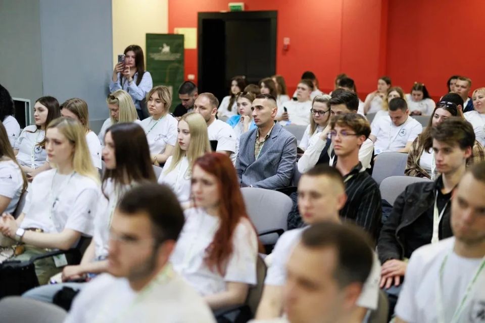 На «ПолитZаVоде» обсудили путь молодых лидеров На «ПолитZаVоде» обсудили путь молодых лидеров