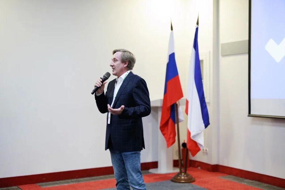 В Крыму стартовал форум «ПолитZаVод» В Крыму стартовал форум «ПолитZаVод»