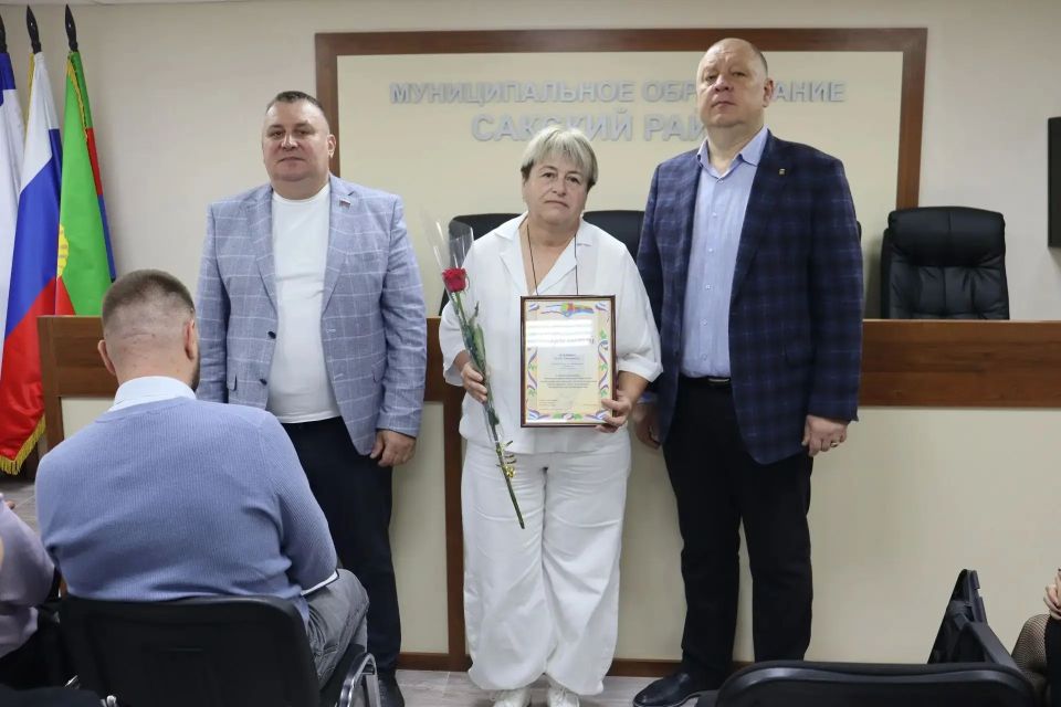 Новая трудовая неделя начата, крайняя неделя весны Новая трудовая неделя начата, крайняя неделя весны