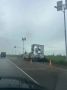 Кадров со сгоревшими грузовиками и топливозаправщиками вдоль трассы Р-280 в Крым становится все больше