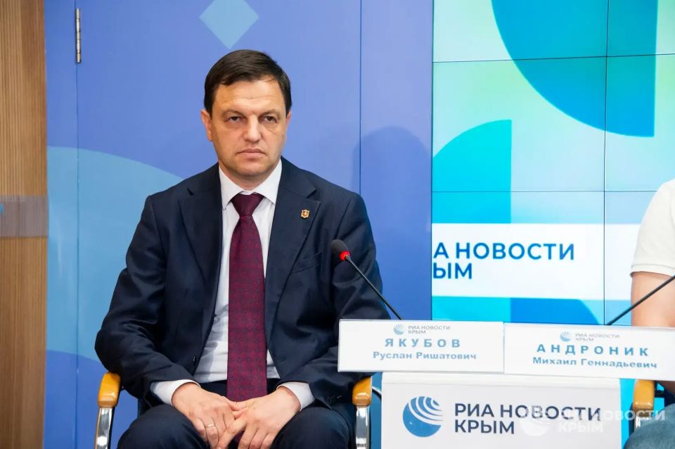 "Имен не знали, но всех называли братьями" "Имен не знали, но всех называли братьями"