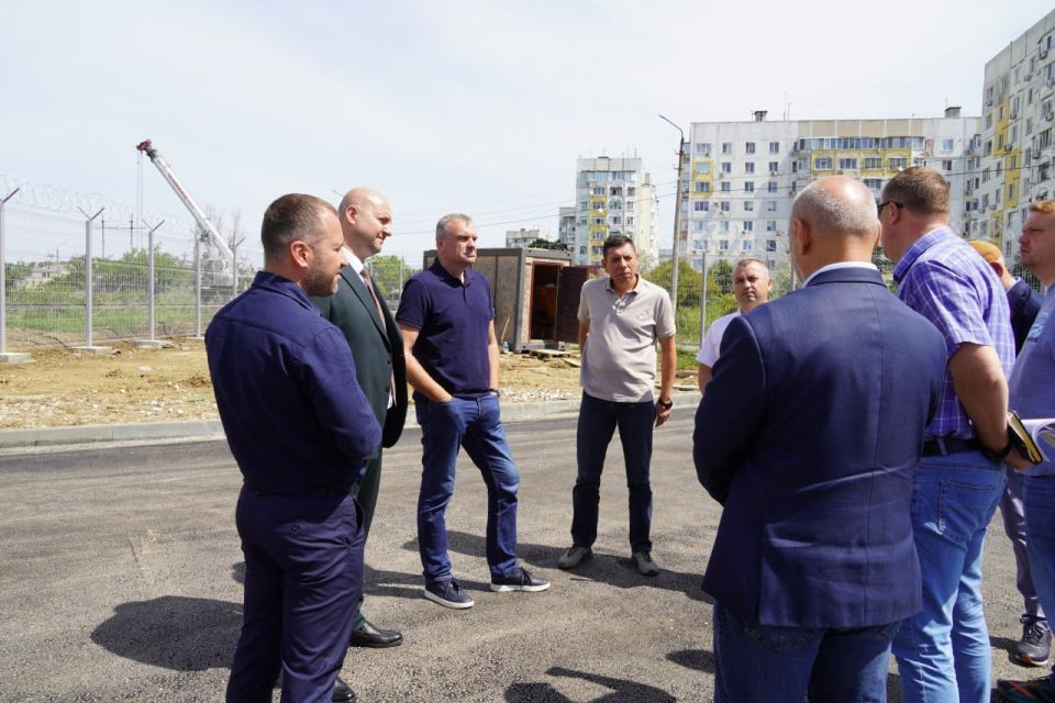 Иван Кошель: В рамках рабочего визита в Керчь министра жилищно-коммунального хозяйства Республики Крым Алексея Сергеевича Кудинова посетили строящуюся котельную в микрорайоне Марат-4 мощностью 25 МВт Иван Кошель: В рамках рабочего визита в Керчь министра жилищно-коммунального хозяйства Республики Крым Алексея Сергеевича Кудинова посетили строящуюся котельную в микрорайоне Марат-4 мощностью 25 МВт