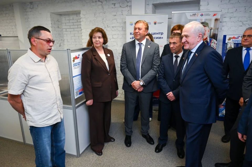 Юрий Нимченко: Вчера в составе делегации Комитета Совета Федерации по обороне и безопасности под руководством Владимира Ивановича Булавина прибыли в Республику Карелия с рабочим визитом Юрий Нимченко: Вчера в составе делегации Комитета Совета Федерации по обороне и безопасности под руководством Владимира Ивановича Булавина прибыли в Республику Карелия с рабочим визитом