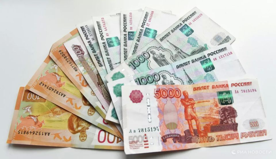 Студенческий капитал в Крыму теперь сможет получить семья, где обучается только мама ребенка
