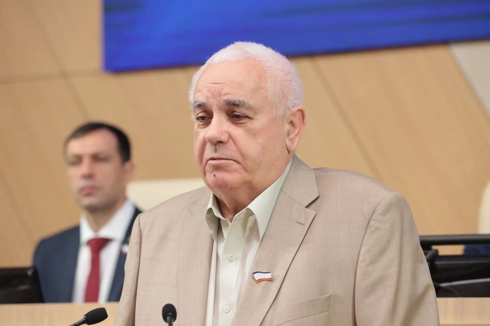 Иван Манучаров: Заседание четвёртой сессии третьего созыва Государственного Совета Республики Крым Иван Манучаров: Заседание четвёртой сессии третьего созыва Государственного Совета Республики Крым