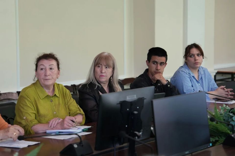 Состоялось заседание рабочей группы университета по итогам III Стратегической сессии «Информационные технологии и языки народов России» Состоялось заседание рабочей группы университета по итогам III Стратегической сессии «Информационные технологии и языки народов России»