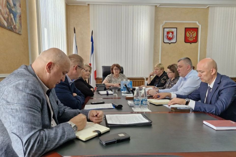 На заседании межведомственной комиссии обсудили вопросы поддержки участников СВО в Крыму