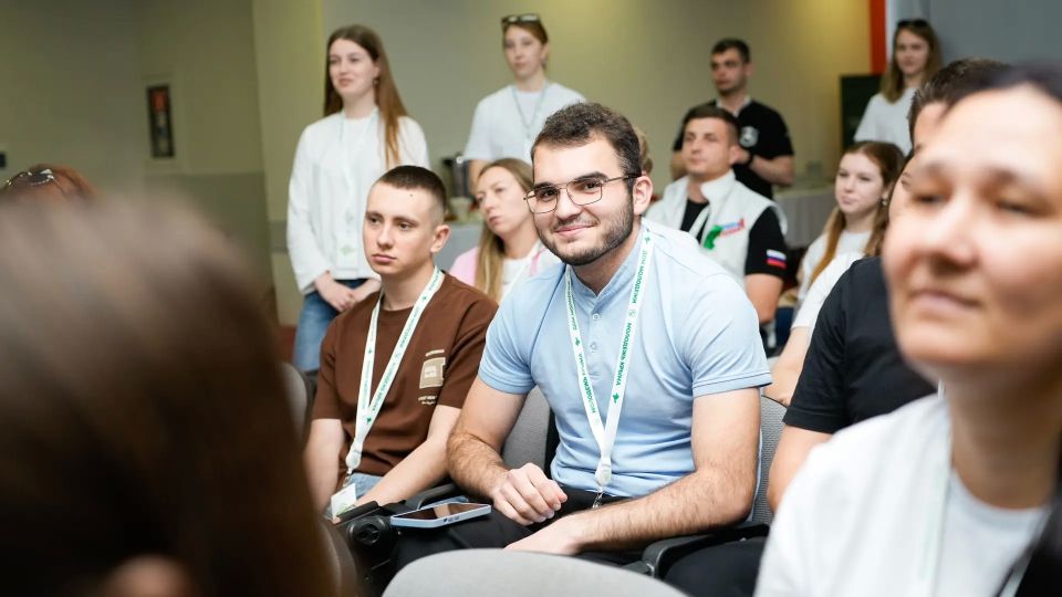 «ПолитZаVод» завершился. В Крыму торжественно закрылся форум молодых общественно-политических лидеров «ПолитZаVод» «ПолитZаVод» завершился. В Крыму торжественно закрылся форум молодых общественно-политических лидеров «ПолитZаVод»