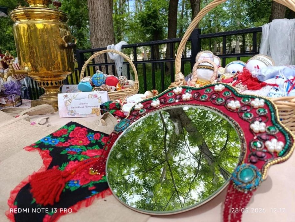 Лучших мастеров сувениров выбрали в Крыму Лучших мастеров сувениров выбрали в Крыму