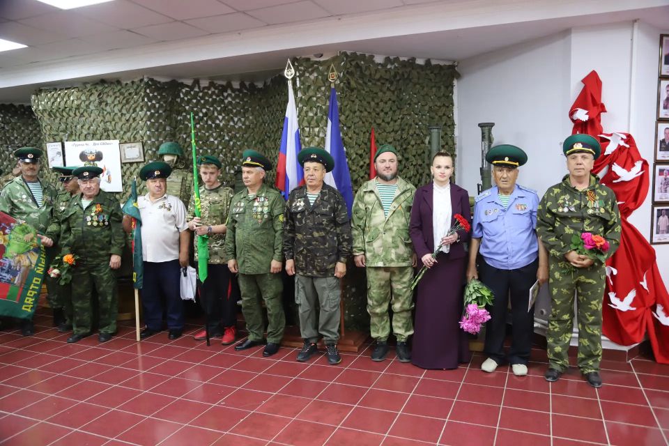 В Центральной районной библиотеке имени А.С. Пушкина прошло мероприятие, посвященное 108-й годовщине со дня образования пограничных войск
