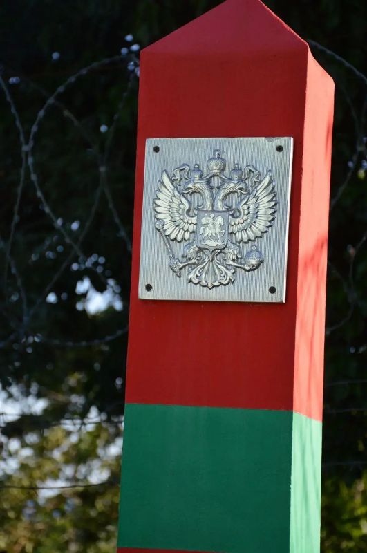 В Ялте прошли торжественные мероприятия, посвящённые празднованию 108-й годовщины со дня образования Пограничной службы России В Ялте прошли торжественные мероприятия, посвящённые празднованию 108-й годовщины со дня образования Пограничной службы России