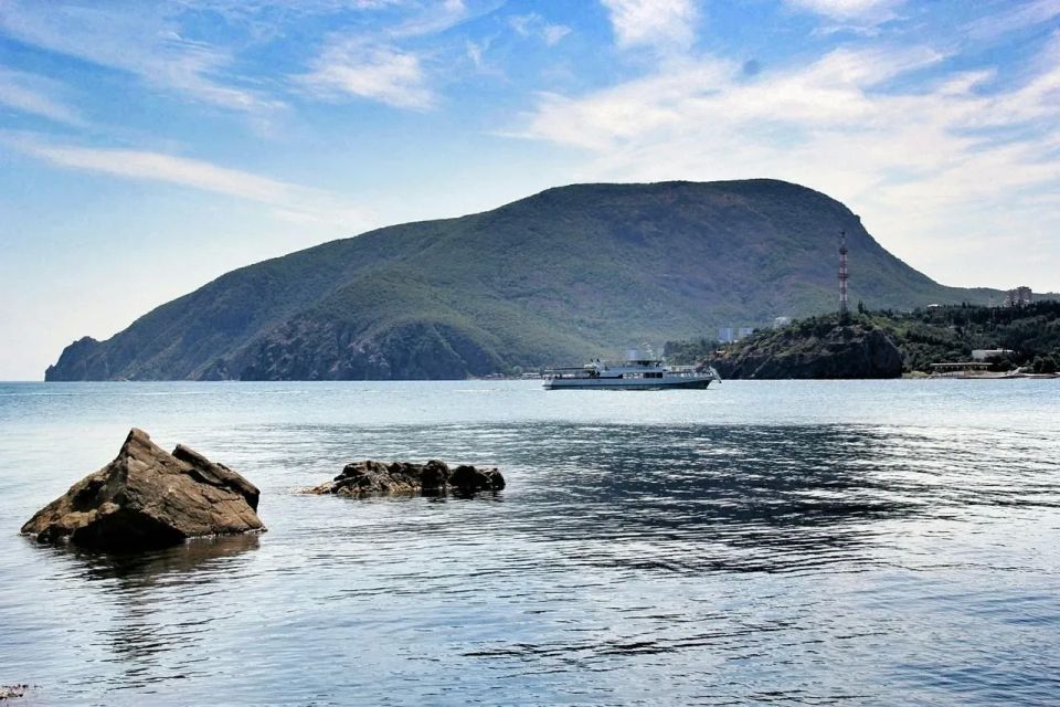 Янина Павленко: С праздником, красавица Алушта! Янина Павленко: С праздником, красавица Алушта!