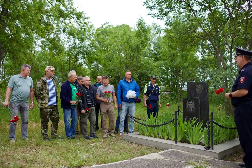 Командир взвода ДПС Андрей Усанин: Подвиг ценой в жизнь Командир взвода ДПС Андрей Усанин: Подвиг ценой в жизнь