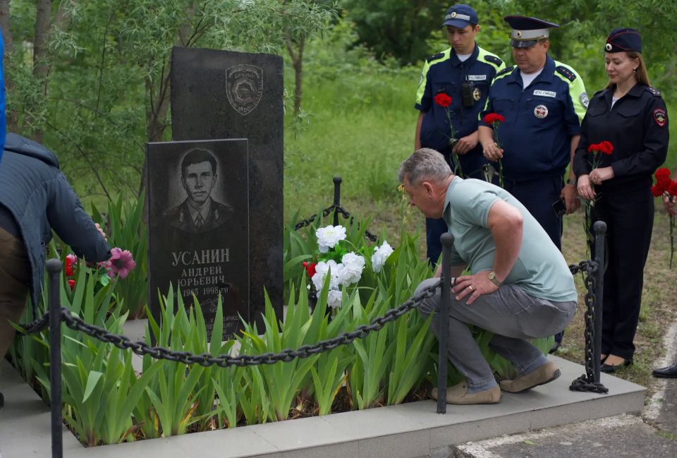 Командир взвода ДПС Андрей Усанин: Подвиг ценой в жизнь Командир взвода ДПС Андрей Усанин: Подвиг ценой в жизнь