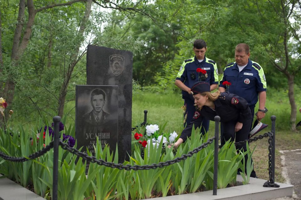 Командир взвода ДПС Андрей Усанин: Подвиг ценой в жизнь Командир взвода ДПС Андрей Усанин: Подвиг ценой в жизнь