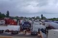 Очереди бензовозов на паром для переправы в Крым