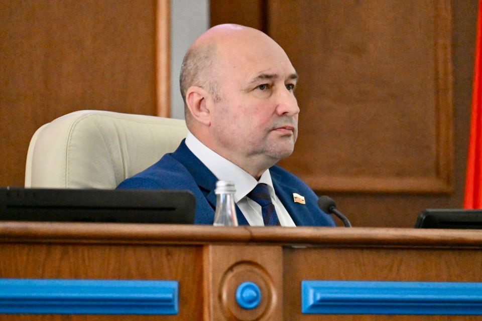 Владимир Немцев: Сегодня на пленарном заседании приняли сразу несколько законов в поддержку участников специальной военной операции и их семей Владимир Немцев: Сегодня на пленарном заседании приняли сразу несколько законов в поддержку участников специальной военной операции и их семей