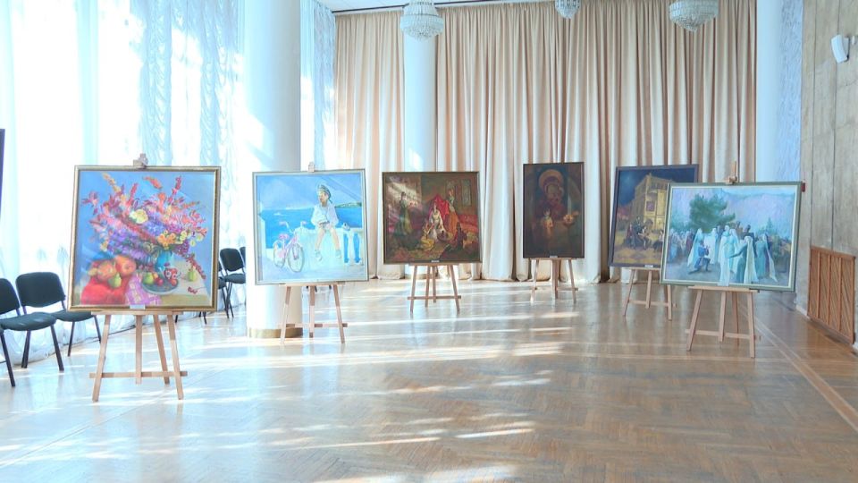 Музыка и живопись. В Симферополе прошел традиционный отчёт крымских училищ искусств