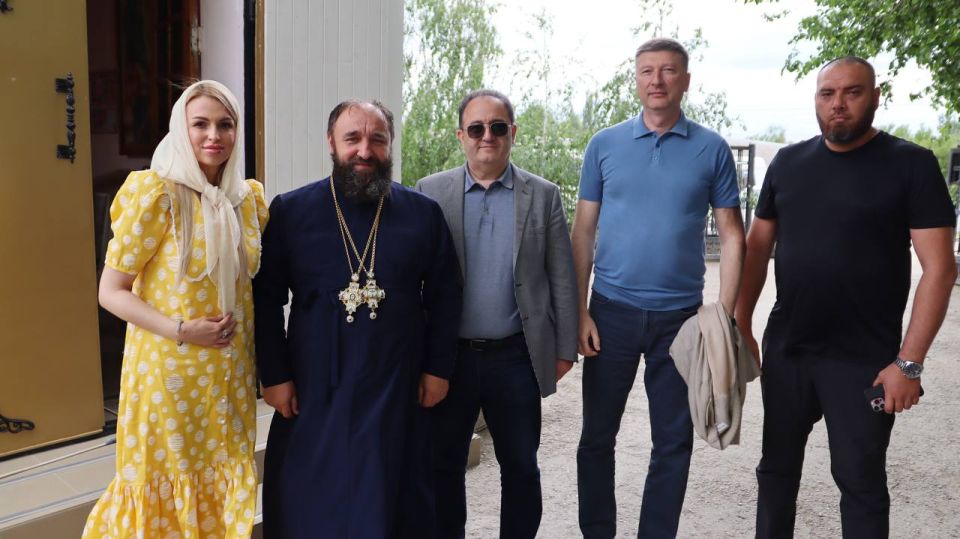 Анастасия Гридчина: Сегодня по приглашению Региональной национально-культурной автономии греков Республики Крым «Таврида» приняла участие в традиционном религиозном празднике Панаир, который ежегодно проходит в селе... Анастасия Гридчина: Сегодня по приглашению Региональной национально-культурной автономии греков Республики Крым «Таврида» приняла участие в традиционном религиозном празднике Панаир, который ежегодно проходит в селе...