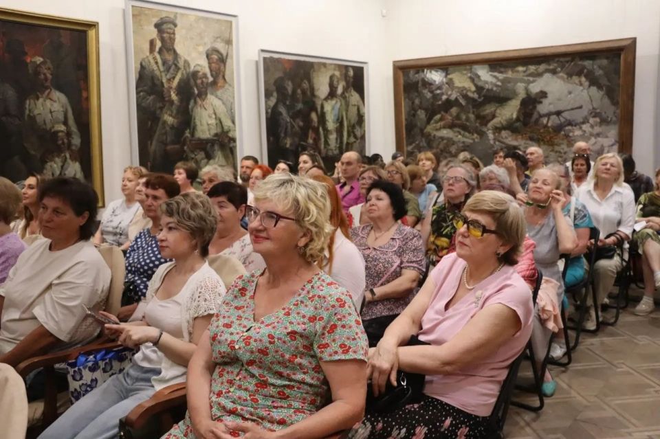 Иван Кошель: Принял участие в открытии музейной страницы международного фестиваля античного искусства «Боспорские агоны» Иван Кошель: Принял участие в открытии музейной страницы международного фестиваля античного искусства «Боспорские агоны»