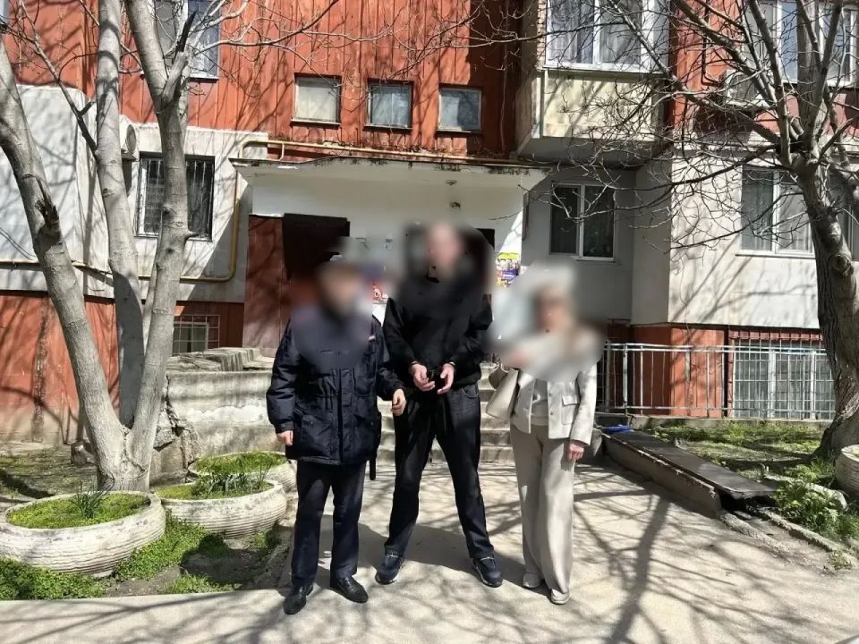 В Симферопольском районе вынесен приговор по уголовному делу о хищении почти 5 млн рублей у пожилой женщины